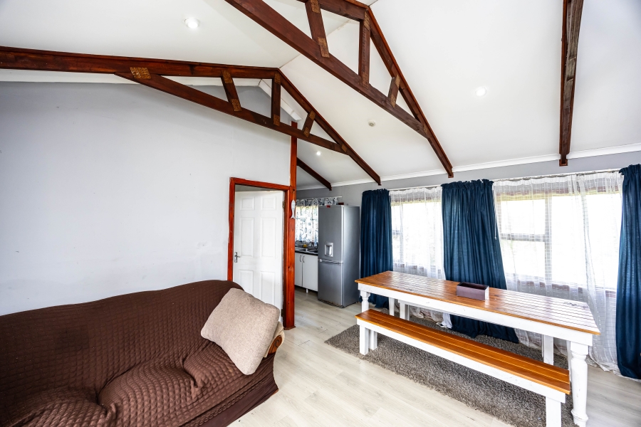 6 Bedroom Property for Sale in Kaysers Beach Eastern Cape